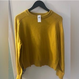 Banana Republic crewneck sweater